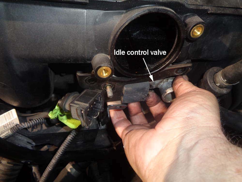 See U2083 in engine